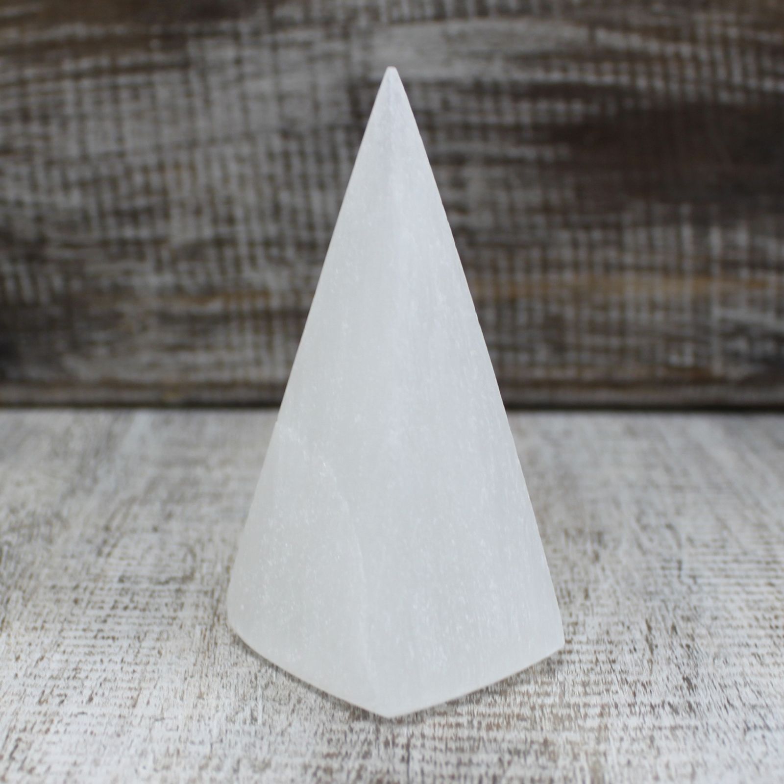 Selenitová pyramída 10 cm