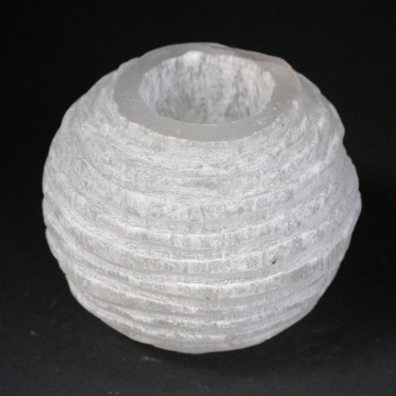 Selenitová svietniková guľa - 8 cm