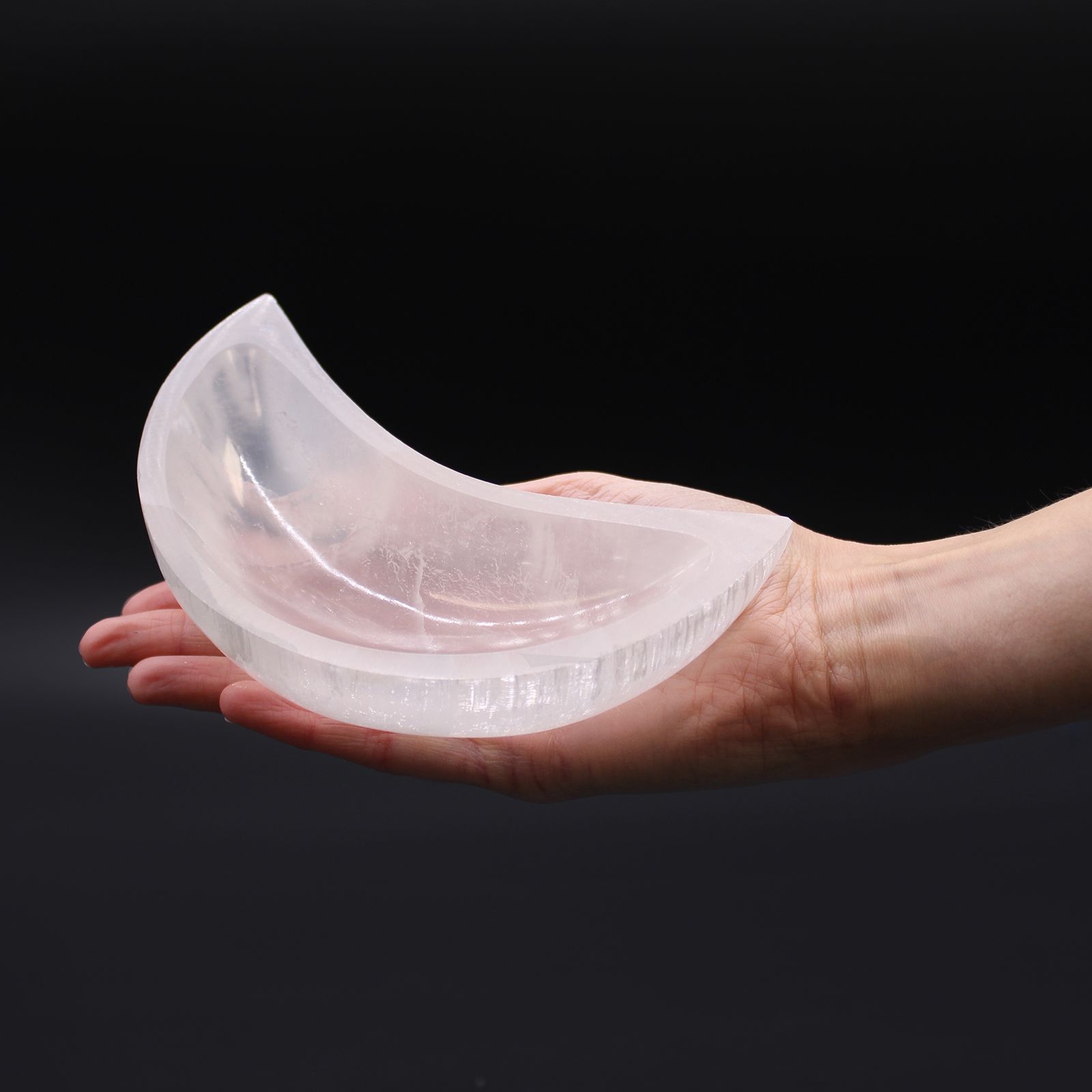 Selenitová miska v tvare mesiaca – 15 cm