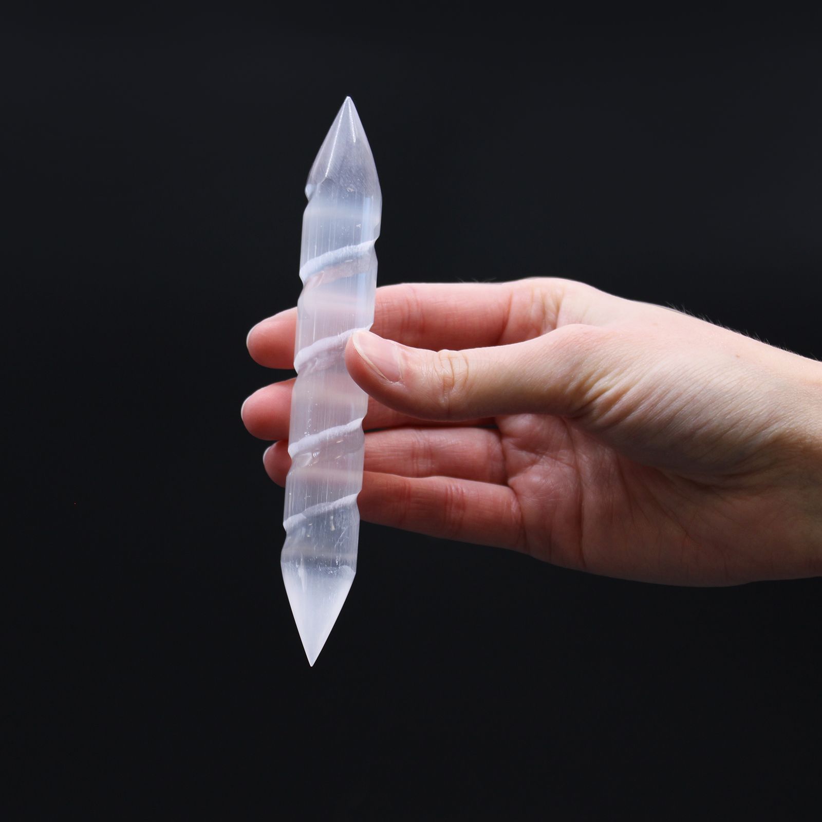 Selenitové špirálové tyčinky – 16 cm (zaoblené na oboch koncoch)