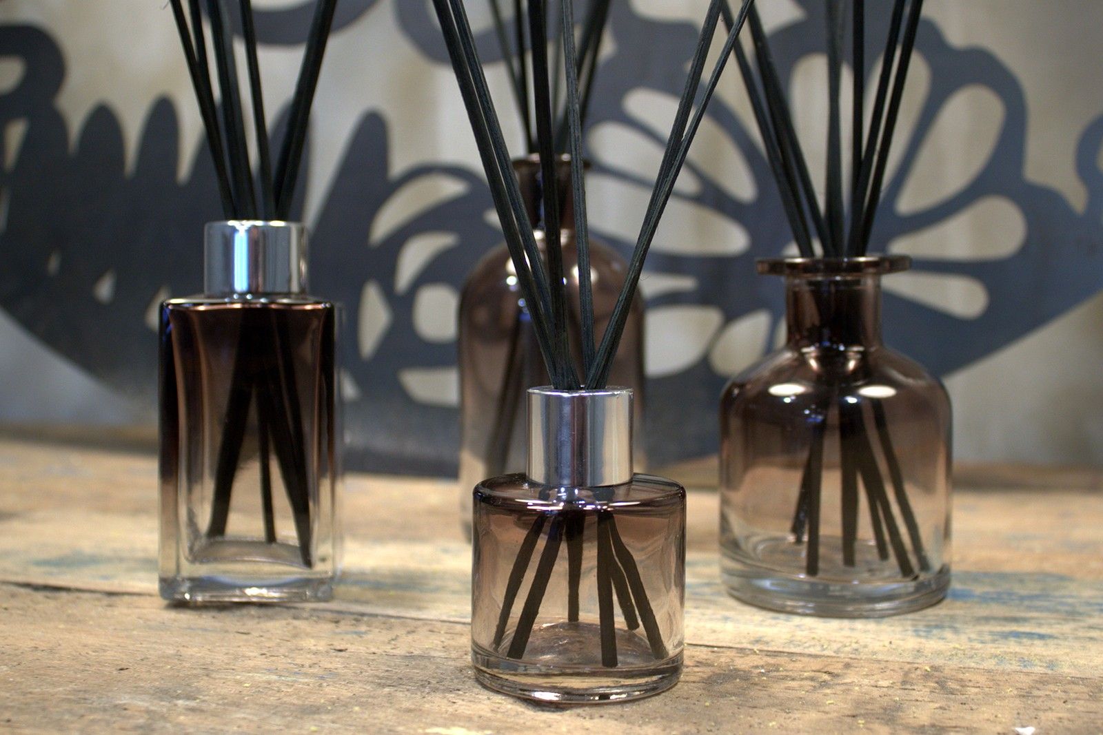 50 ml okrúhla fľaštička na difúziu s tyčinkami – uhlová