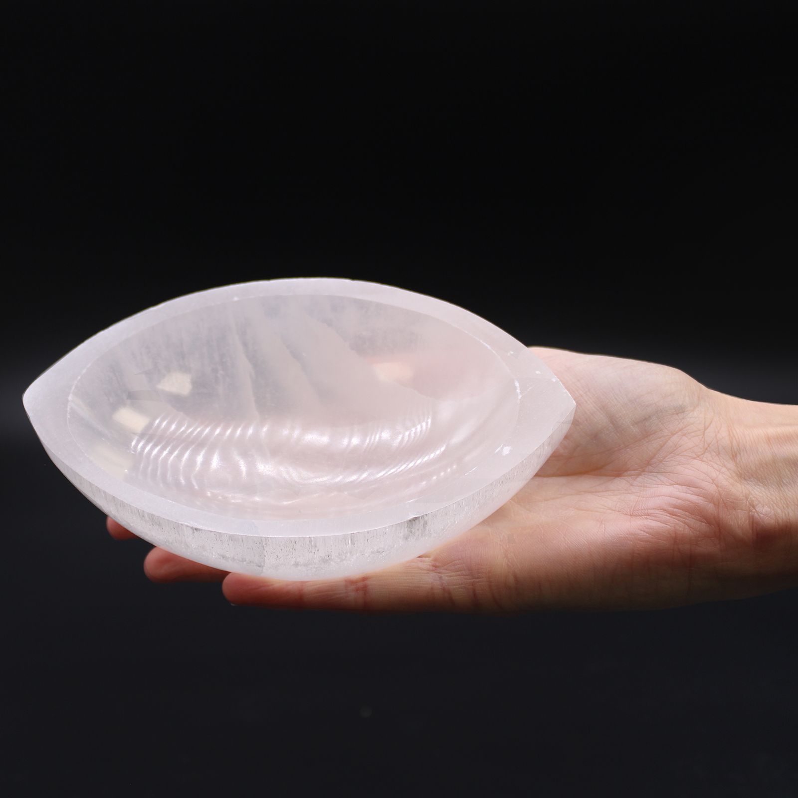 Selenitová miska na oči – 15 cm