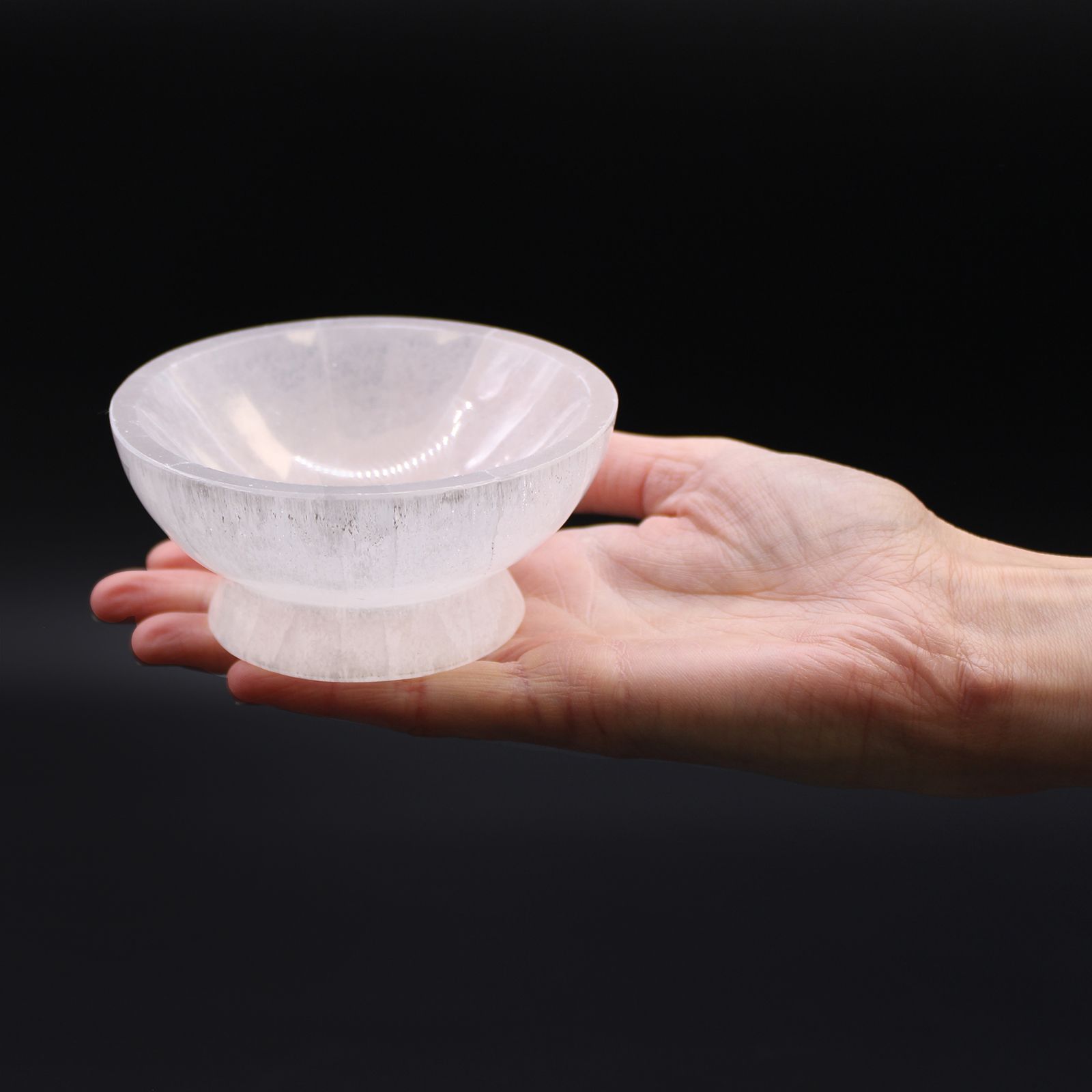 Rituálna miska zo selenitu  – 10 cm
